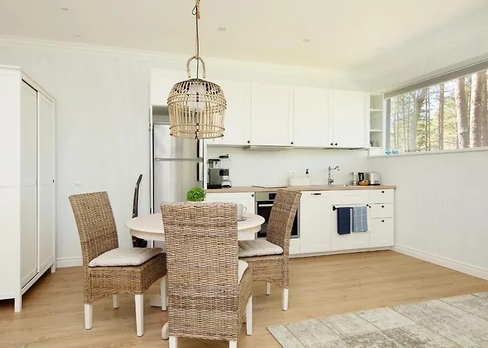 Sea View By The Apartament *