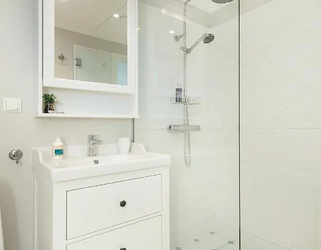 Sea View By The Apartament